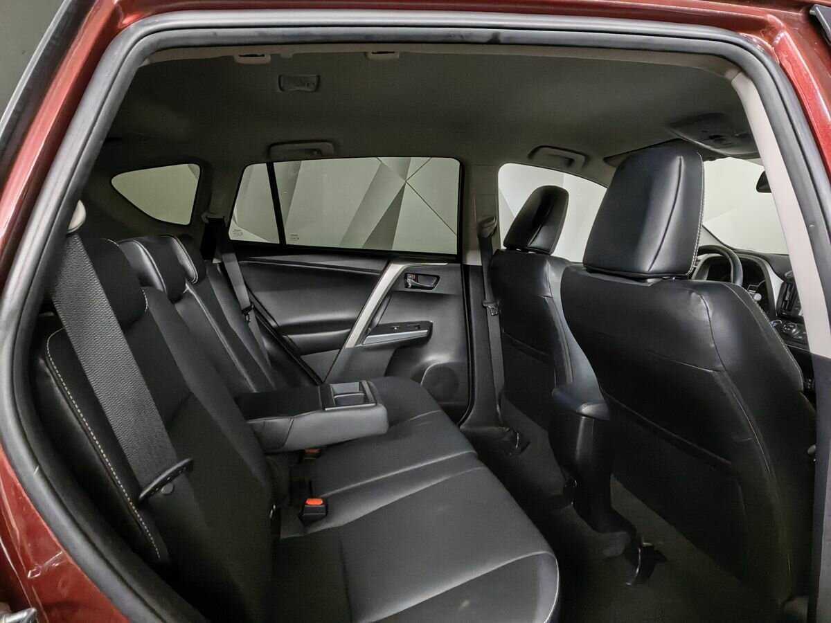 Toyota RAV4, 2018 Фото №12