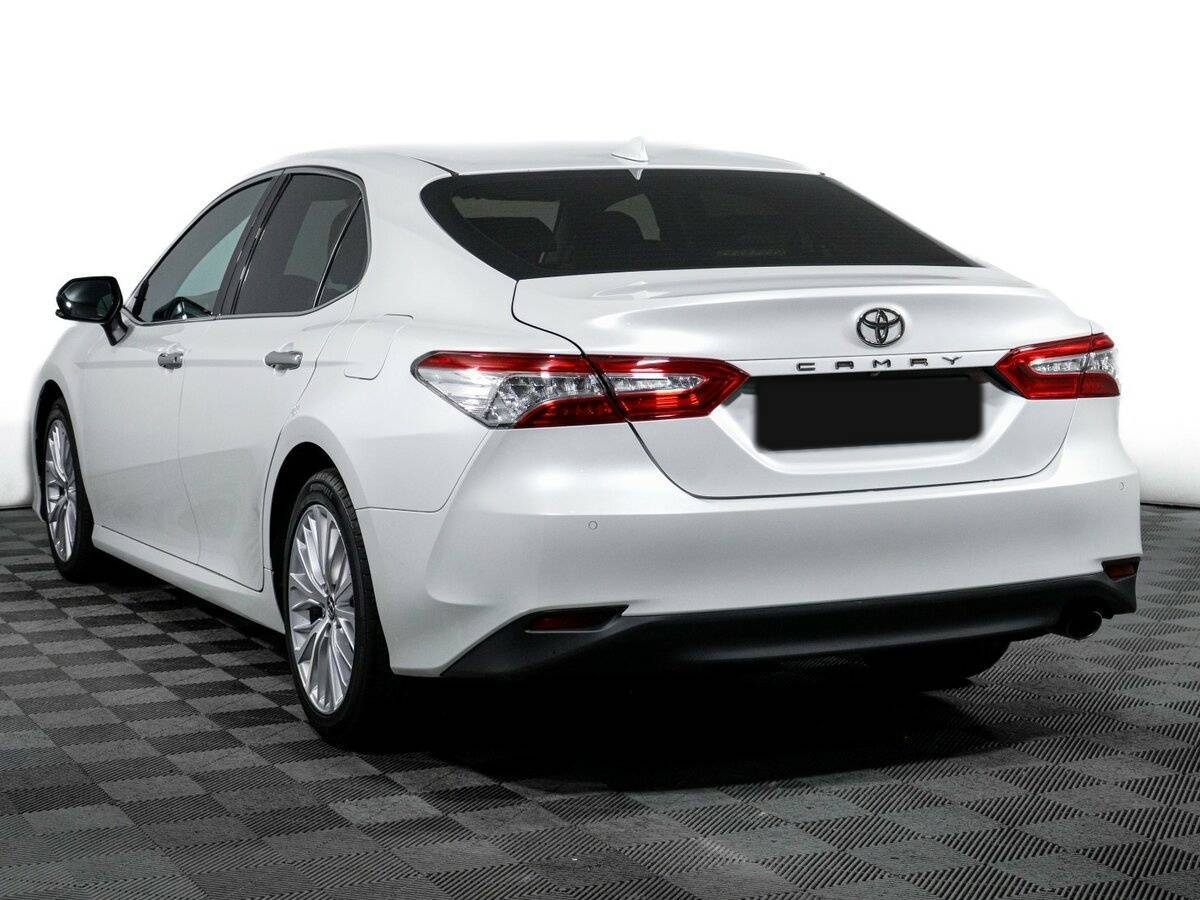 Toyota Camry, 2019 Фото №7