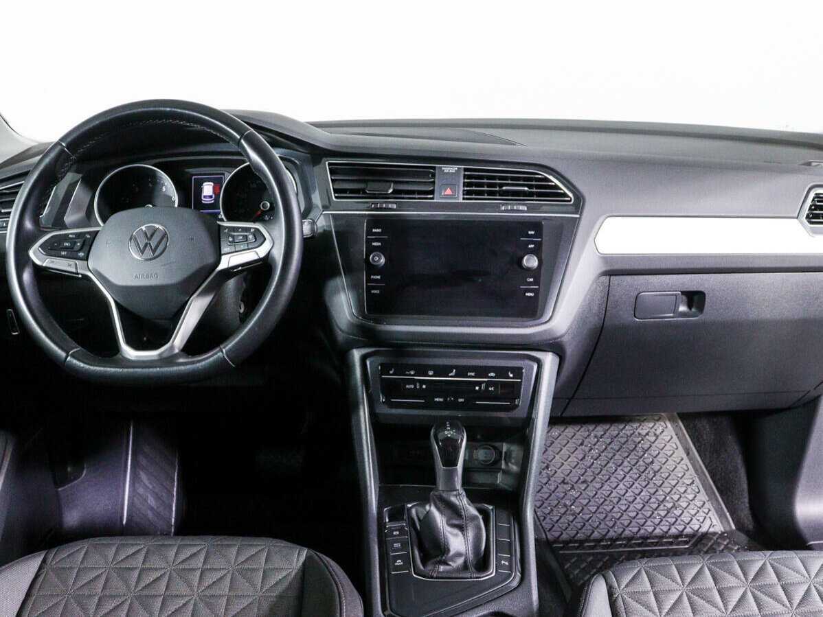 Volkswagen Tiguan, 2020 Фото №10