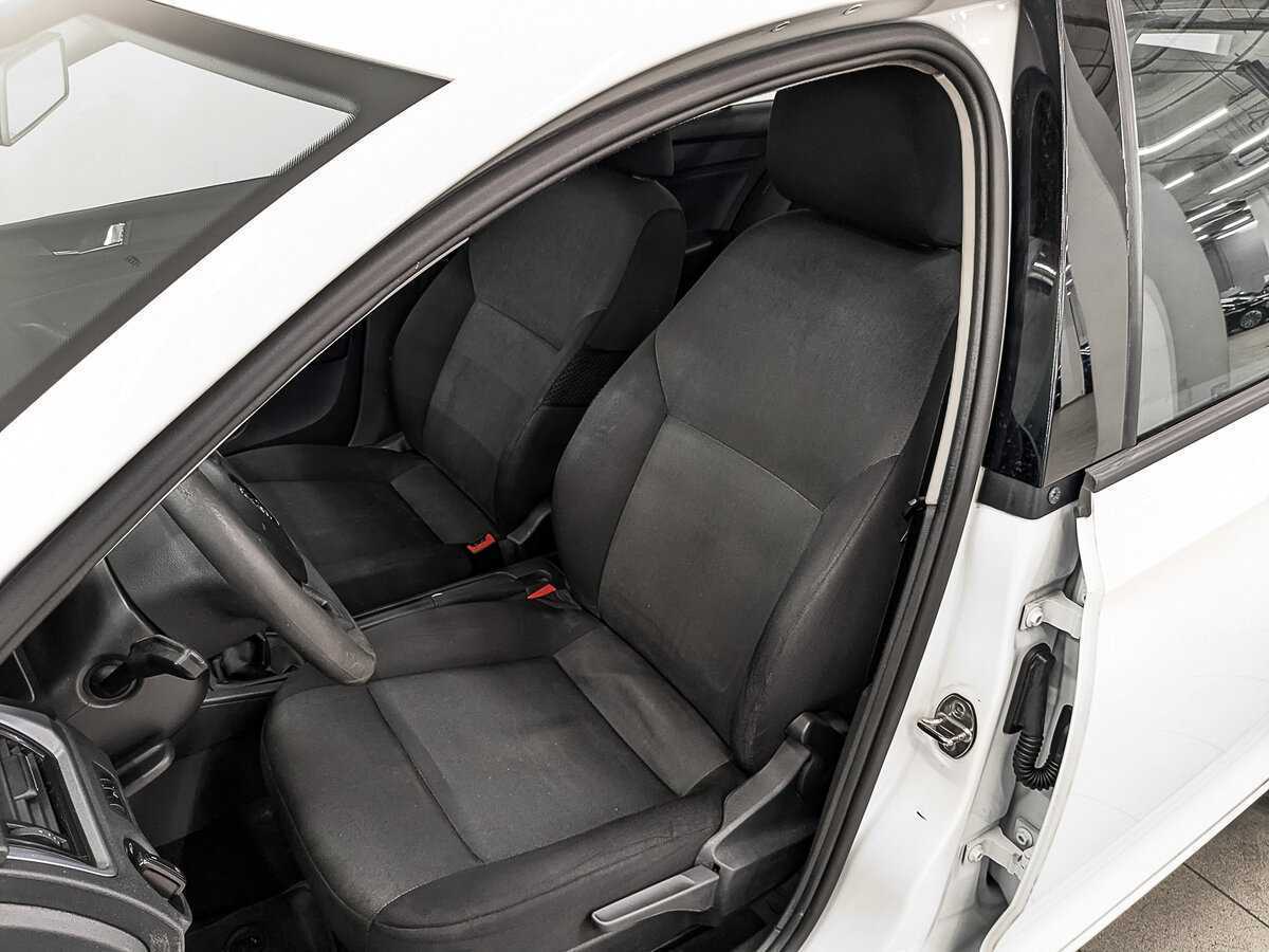 Skoda Rapid, 2017 Фото №18