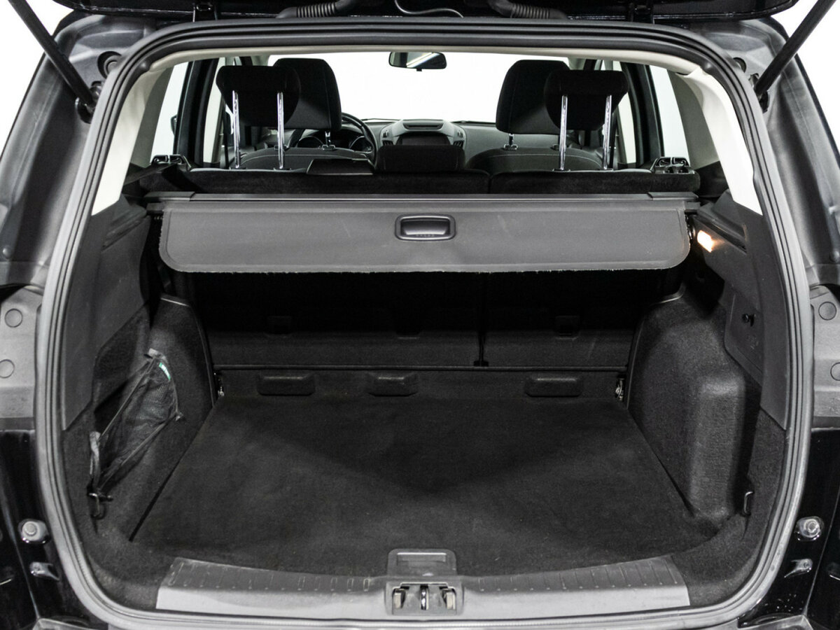 Ford Kuga II Рестайлинг, 2017 Фото №14