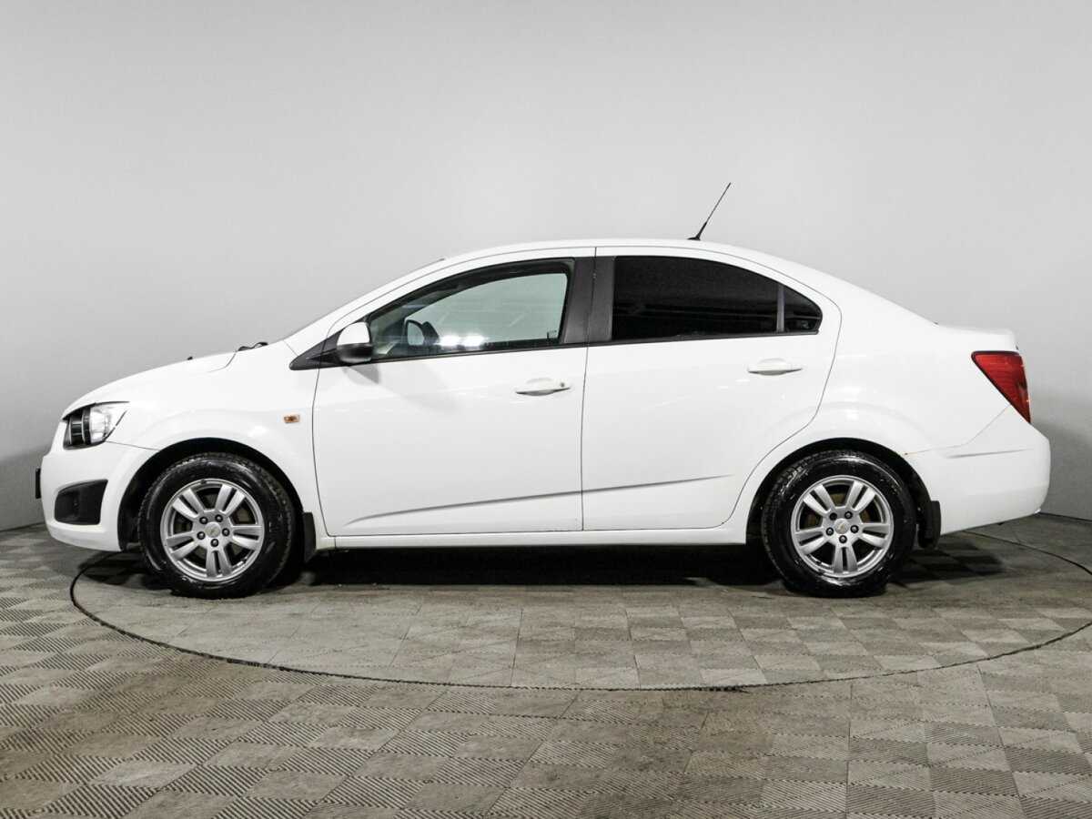 Chevrolet Aveo, 2015 Фото №8