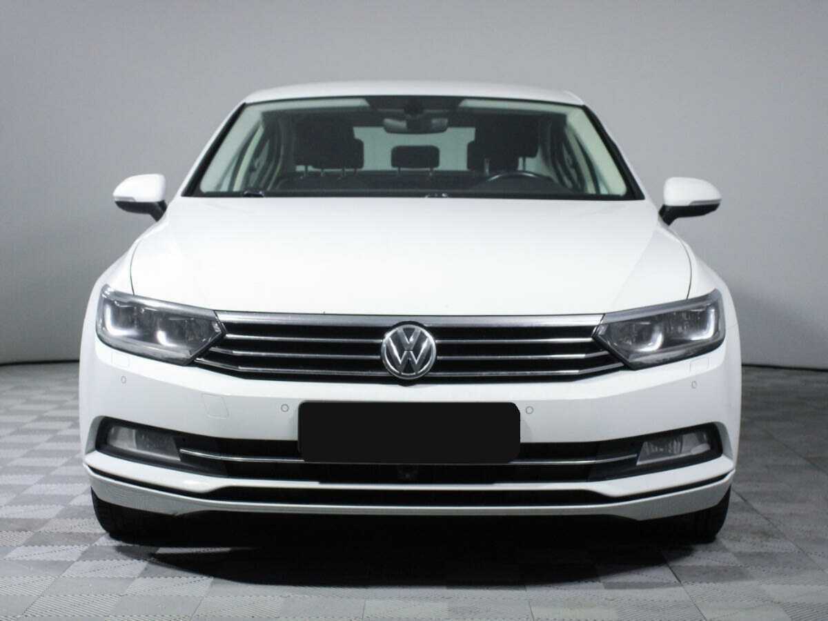 Volkswagen Passat, 2018 Фото №2