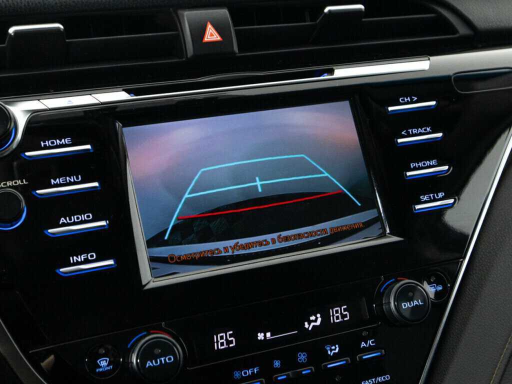 Toyota Camry, 2018 Фото №15