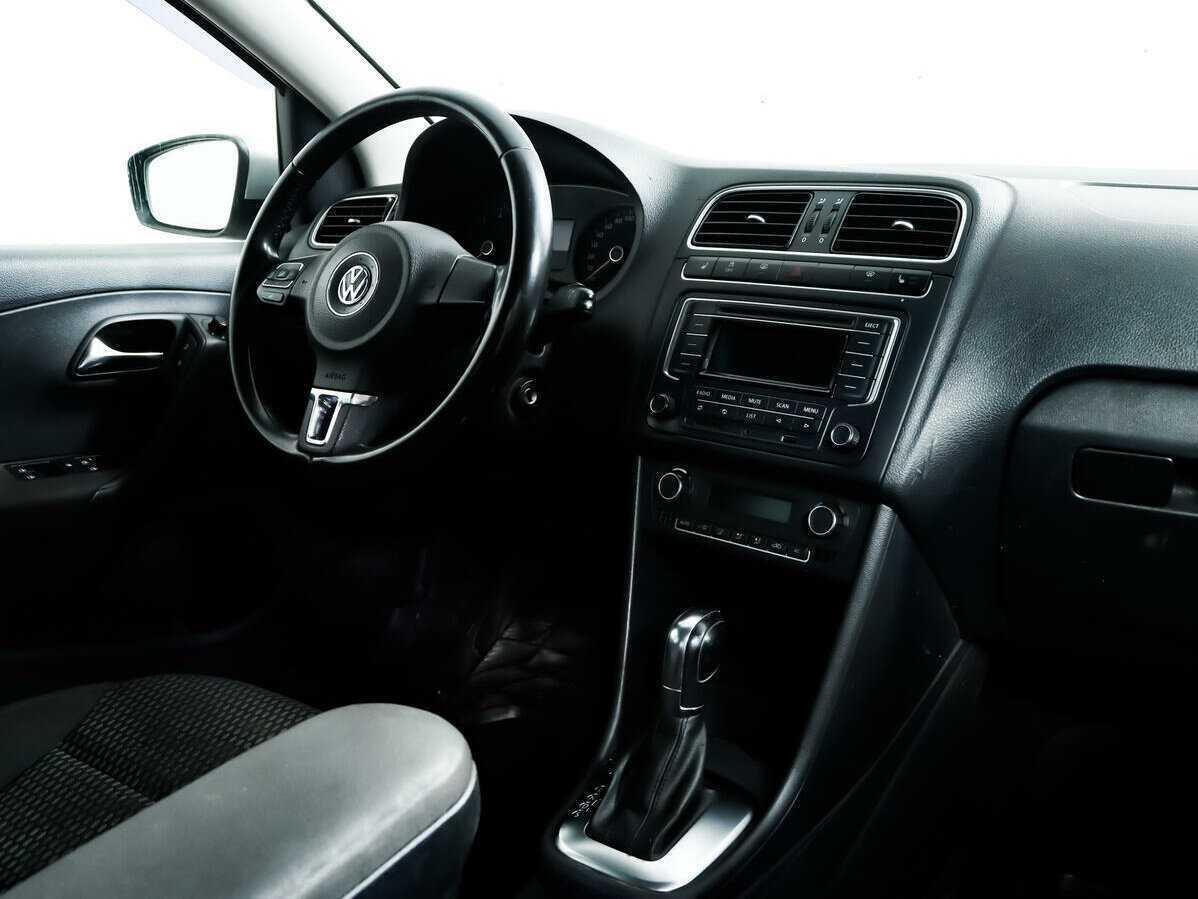 Volkswagen Polo, 2012 Фото №9