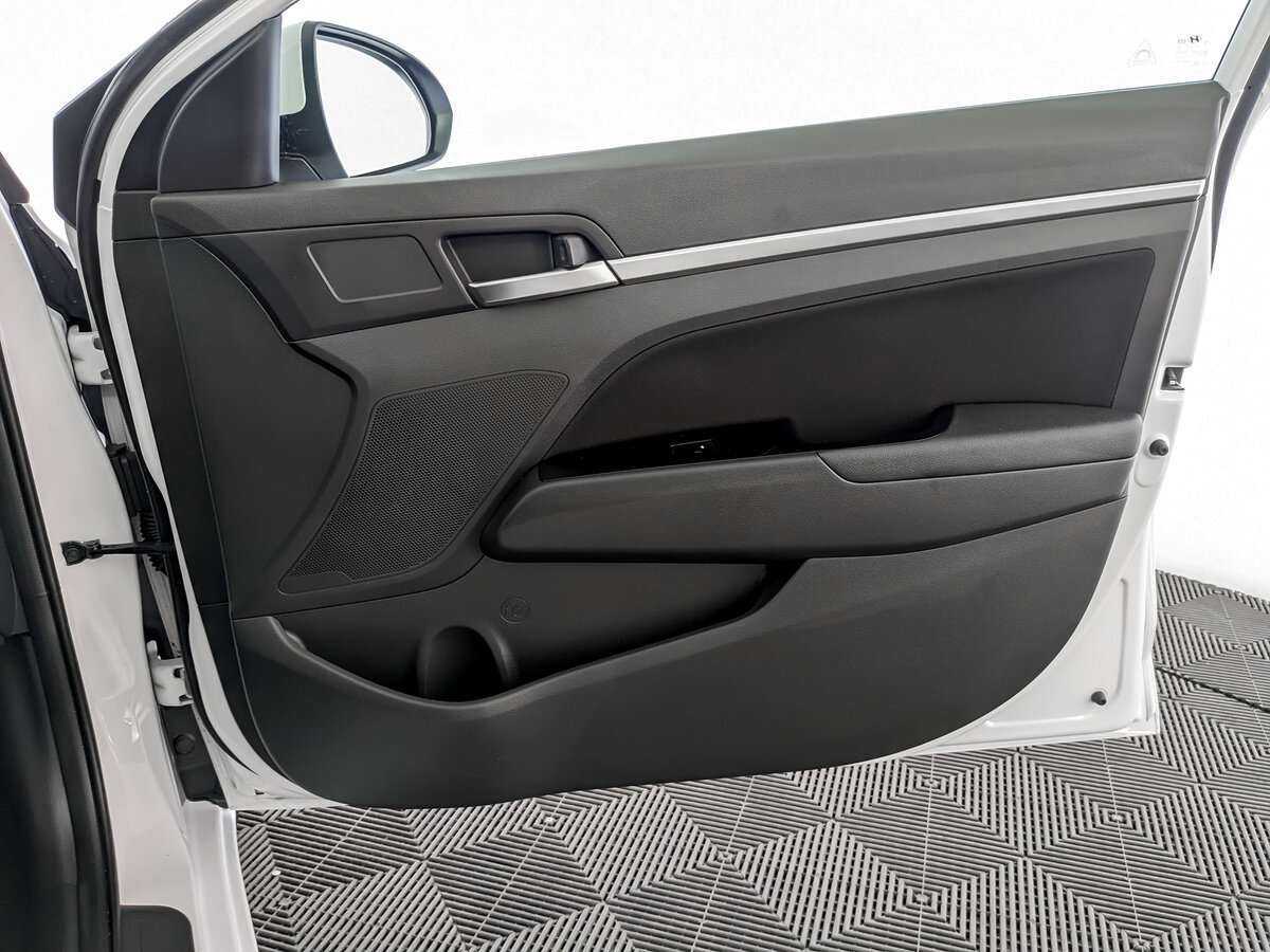 Hyundai Elantra, 2020 Фото №19