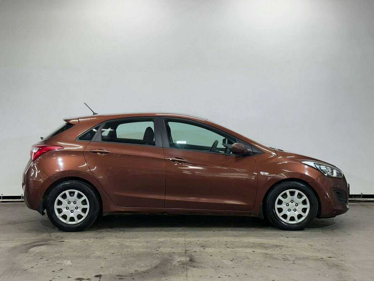 Hyundai i30, 2012 Фото №4
