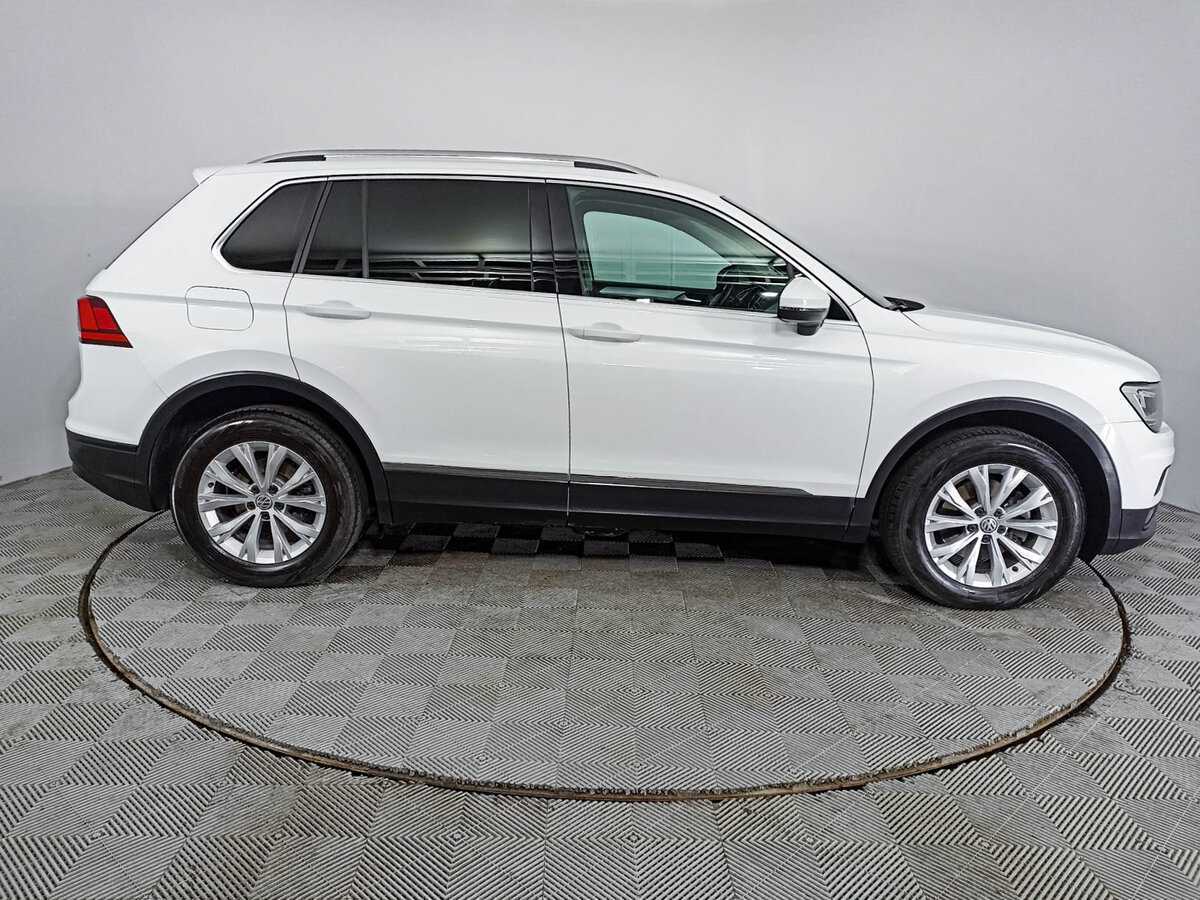 Volkswagen Tiguan, 2018 Фото №4