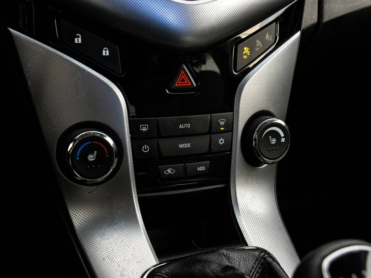 Chevrolet Cruze, 2012 Фото №12