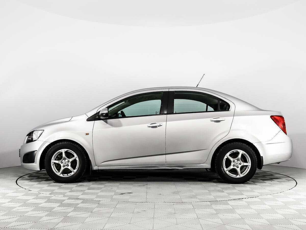 Chevrolet Aveo, 2014 Фото №8