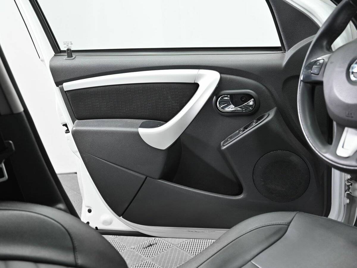 Nissan Terrano, 2017 Фото №7