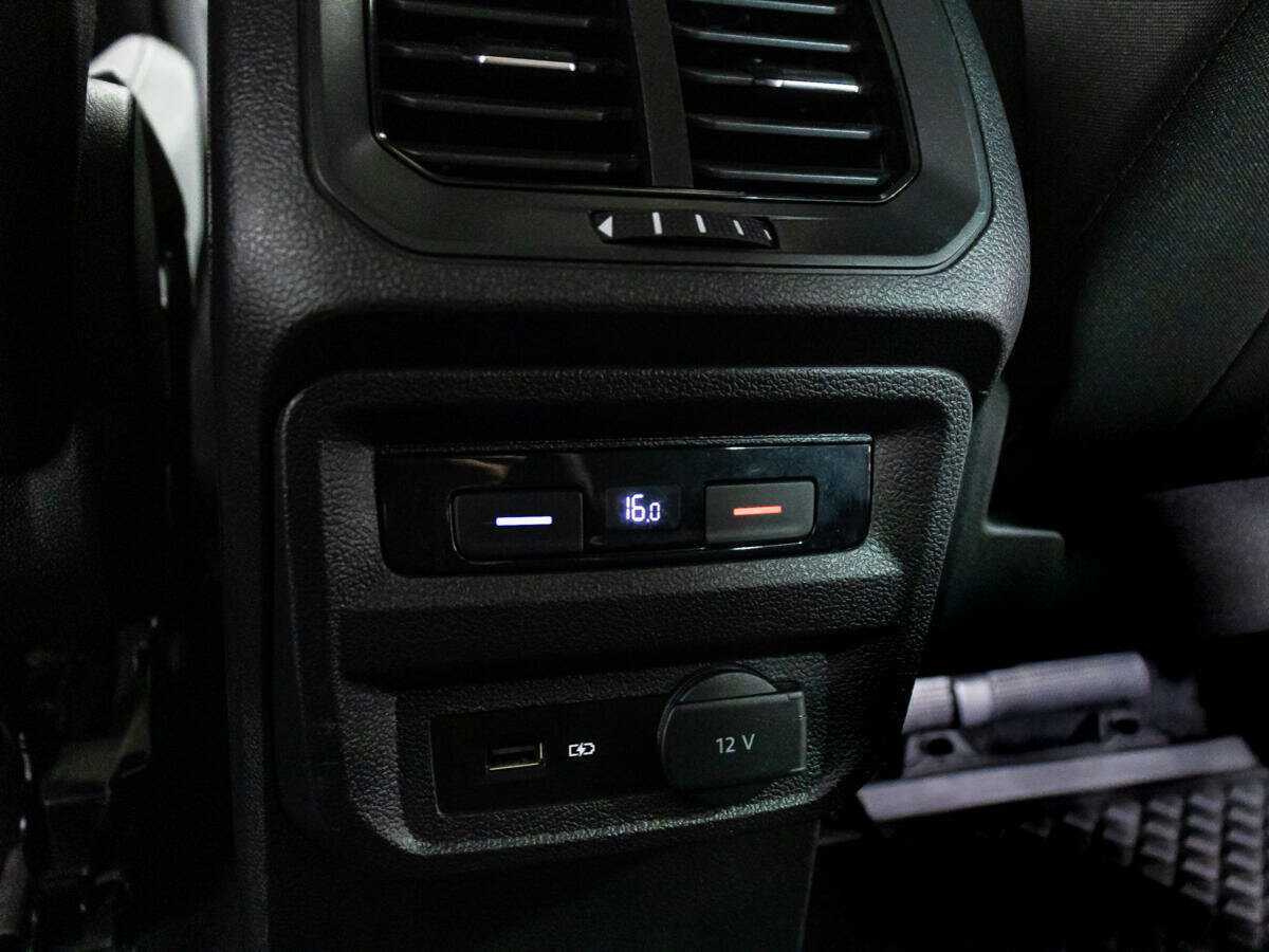 Volkswagen Tiguan, 2019 Фото №20