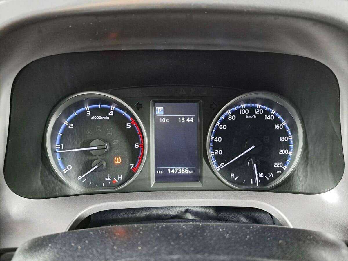 Toyota RAV4, 2015 Фото №8