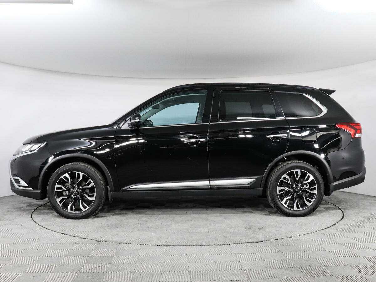 Mitsubishi Outlander, 2022 Фото №8