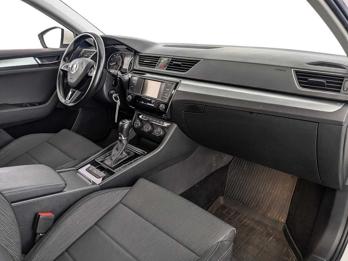 Skoda Superb, 2017 Фото №9