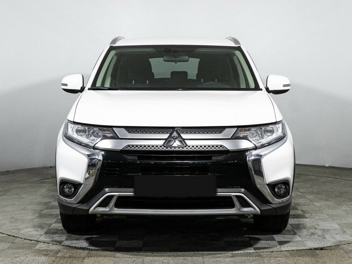 Mitsubishi Outlander, 2021 Фото №2