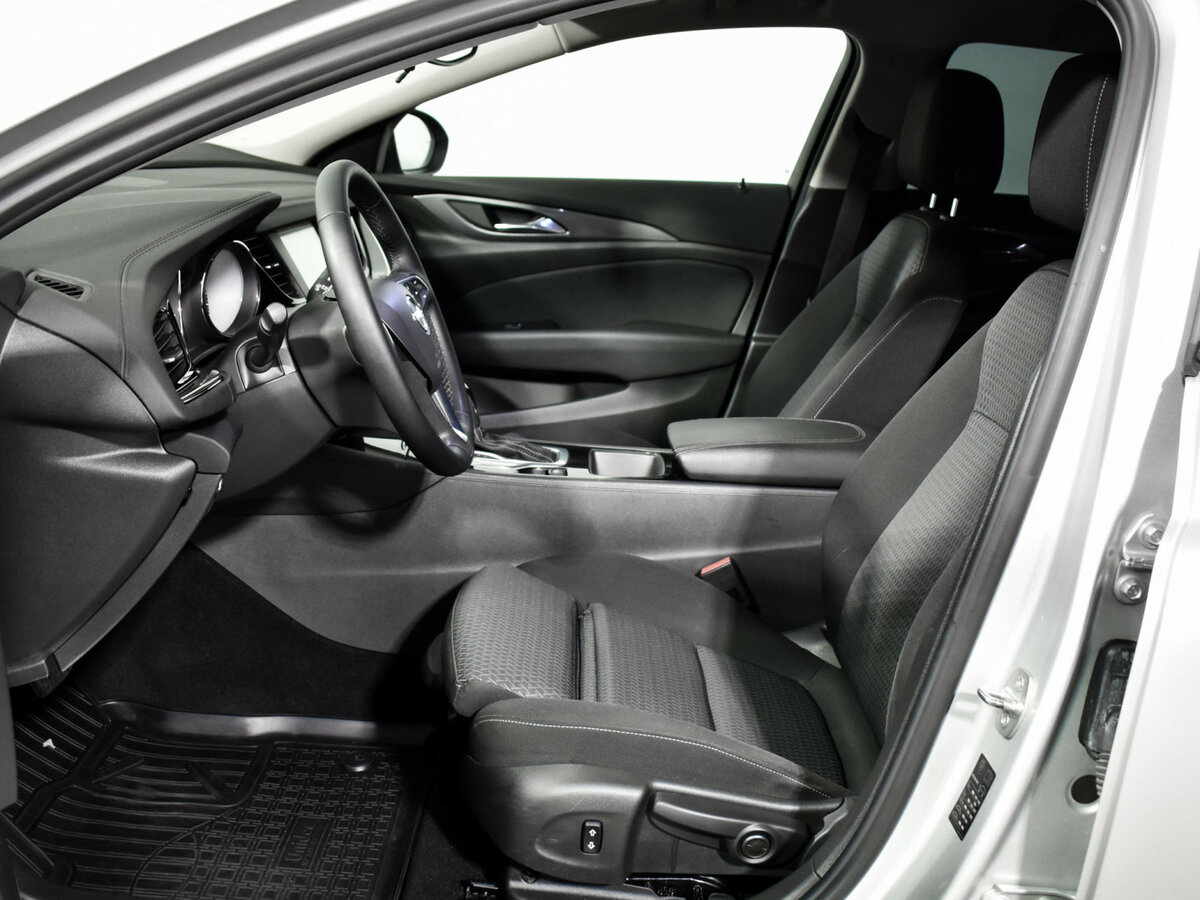 Opel Insignia II Рестайлинг, 2020 Фото №8