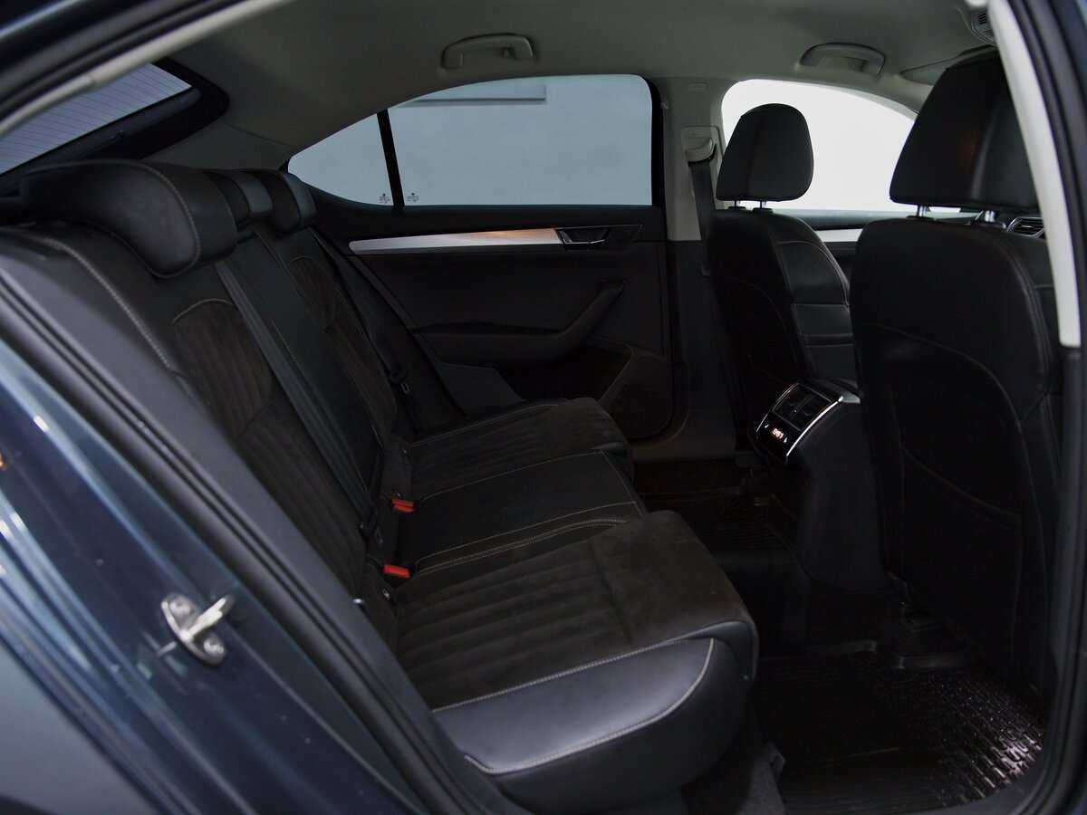 Skoda Superb, 2021 Фото №6