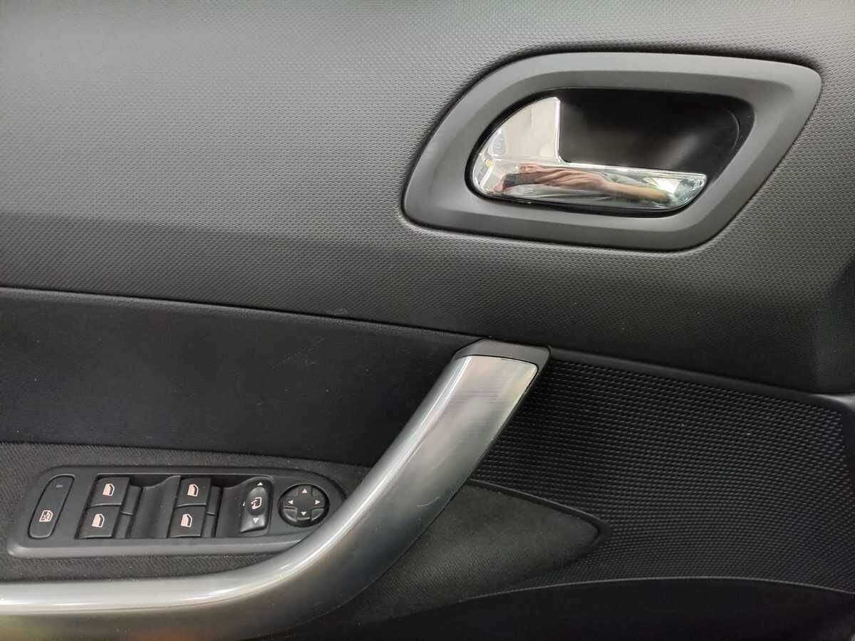 Peugeot 408, 2016 Фото №15