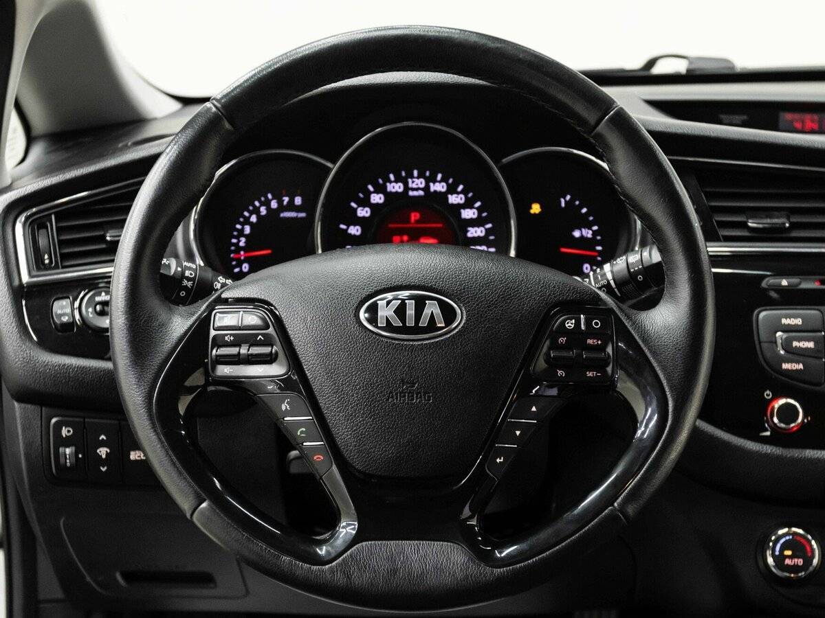 Kia Ceed, 2016 Фото №10