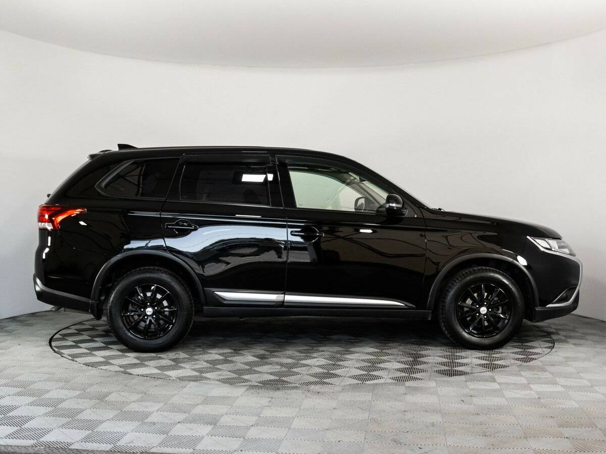 Mitsubishi Outlander, 2020 Фото №4
