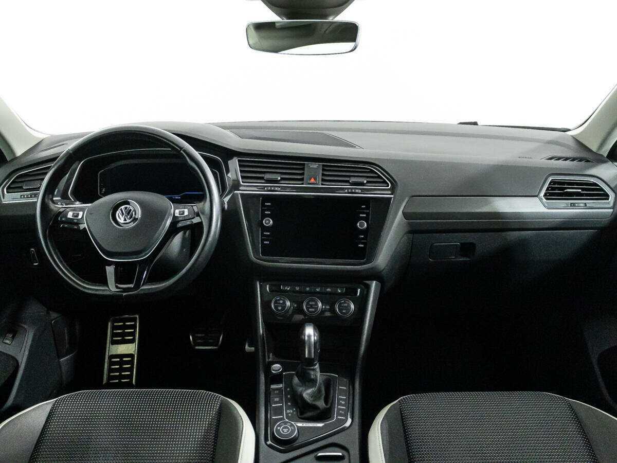 Volkswagen Tiguan, 2020 Фото №13