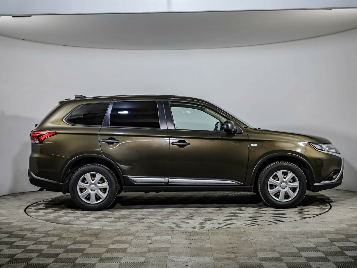 Mitsubishi Outlander III Рестайлинг 3, 2020 Фото №4