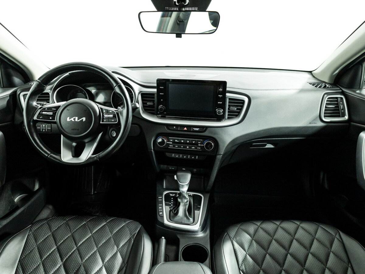 Kia Ceed III Рестайлинг, 2022 Фото №13