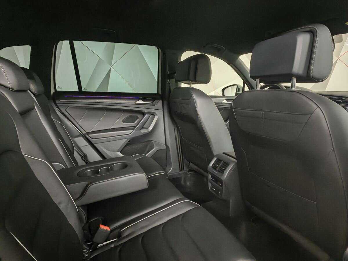 Volkswagen Tiguan, 2021 Фото №12
