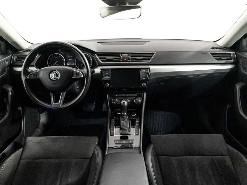 Skoda Superb, 2017 Фото №13