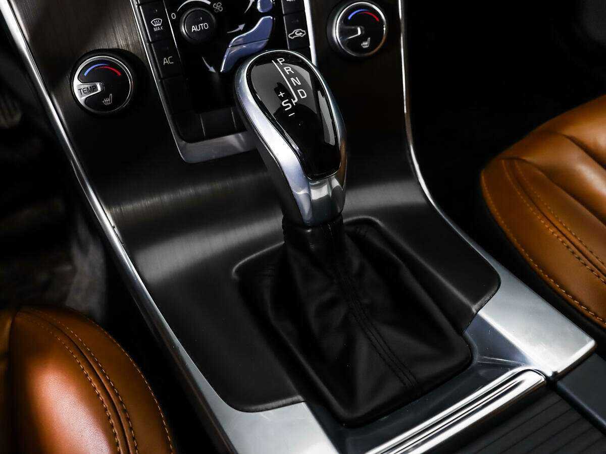 Volvo S60, 2014 Фото №10