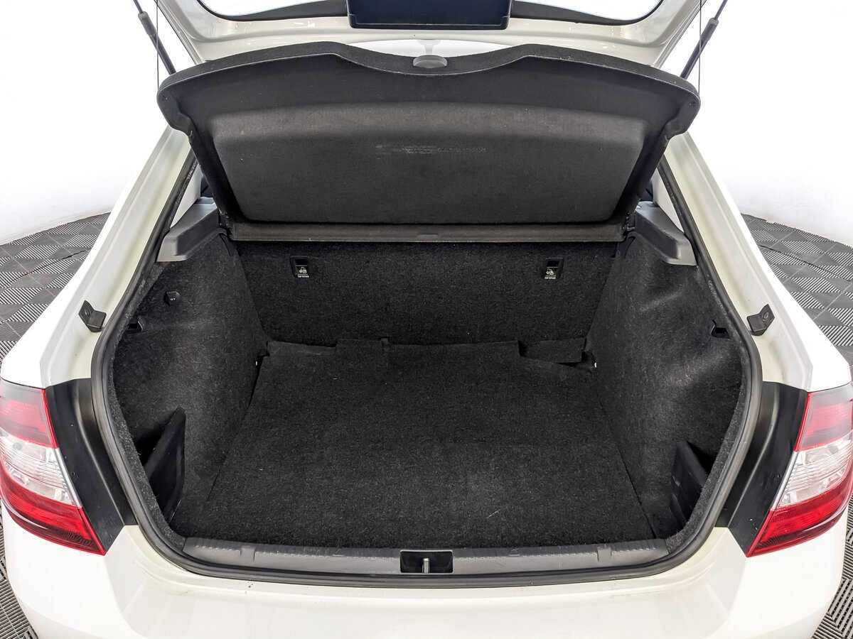 Skoda Rapid, 2017 Фото №10