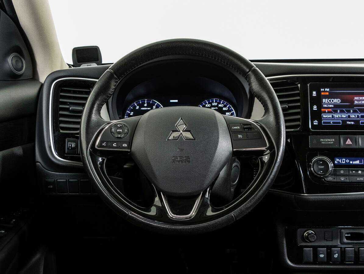 Mitsubishi Outlander, 2018 Фото №13