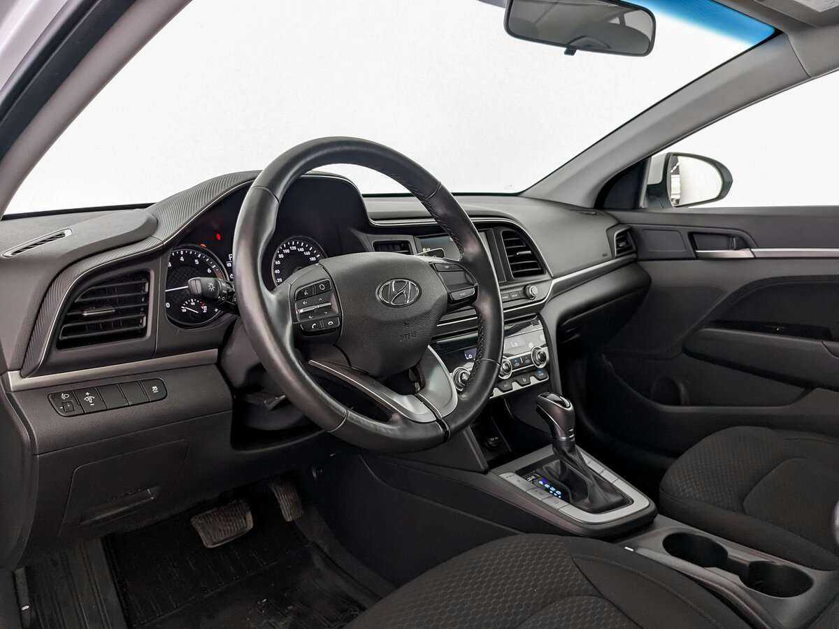 Hyundai Elantra, 2020 Фото №14