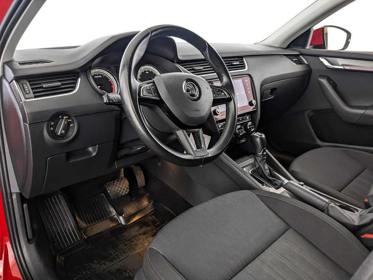 Skoda Octavia, 2018 Фото №10