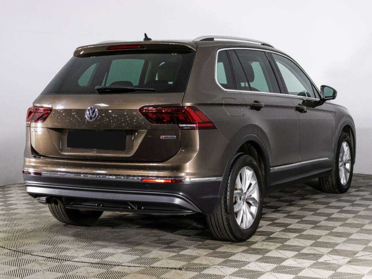 Volkswagen Tiguan, 2018 Фото №5