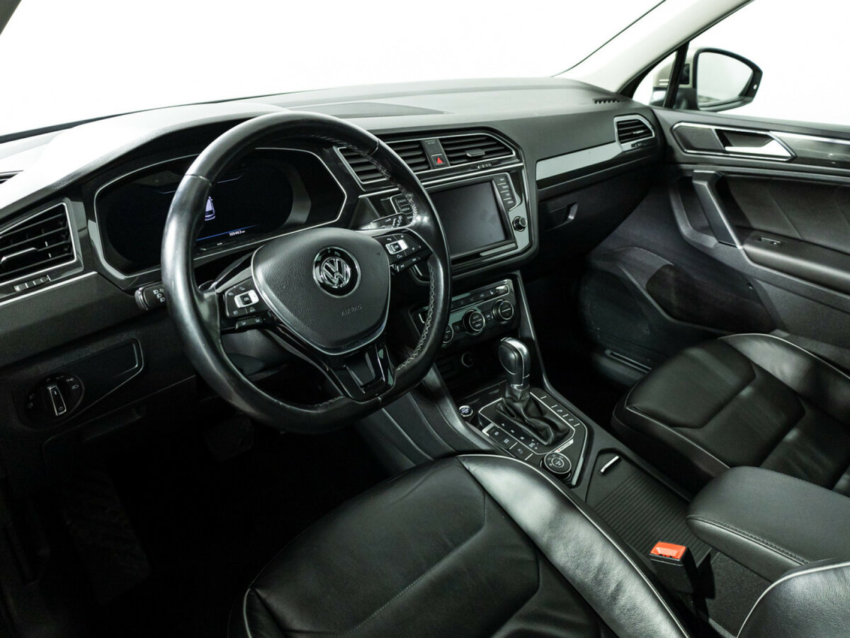 Volkswagen Tiguan II, 2017 Фото №10
