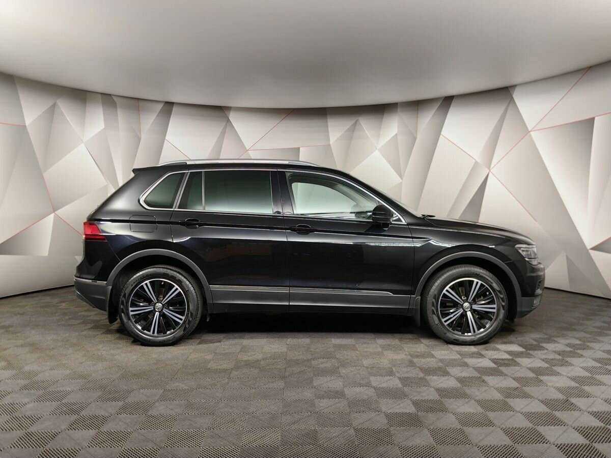 Volkswagen Tiguan, 2018 Фото №6
