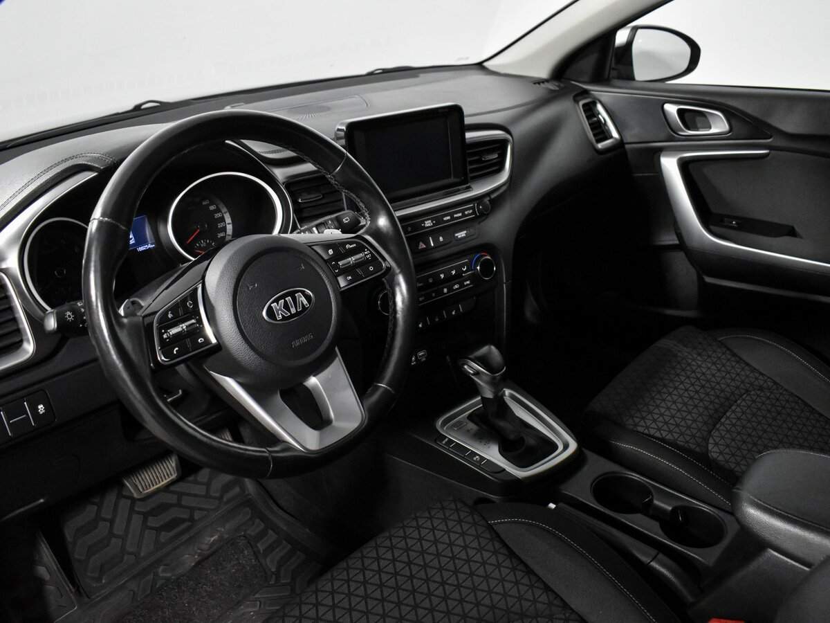 Kia Ceed, 2019 Фото №9