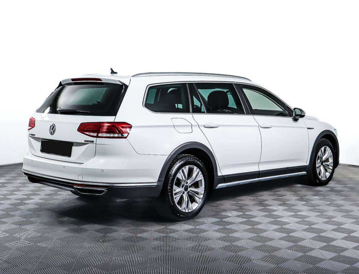 Volkswagen Passat Alltrack, 2018 Фото №5