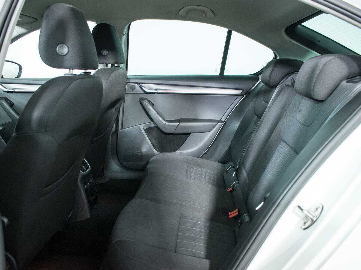 Skoda Octavia, 2018 Фото №10