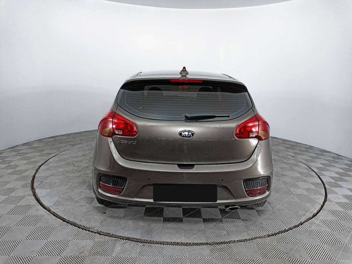 Kia Ceed, 2018 Фото №6