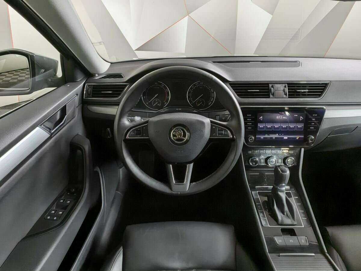 Skoda Superb, 2017 Фото №16