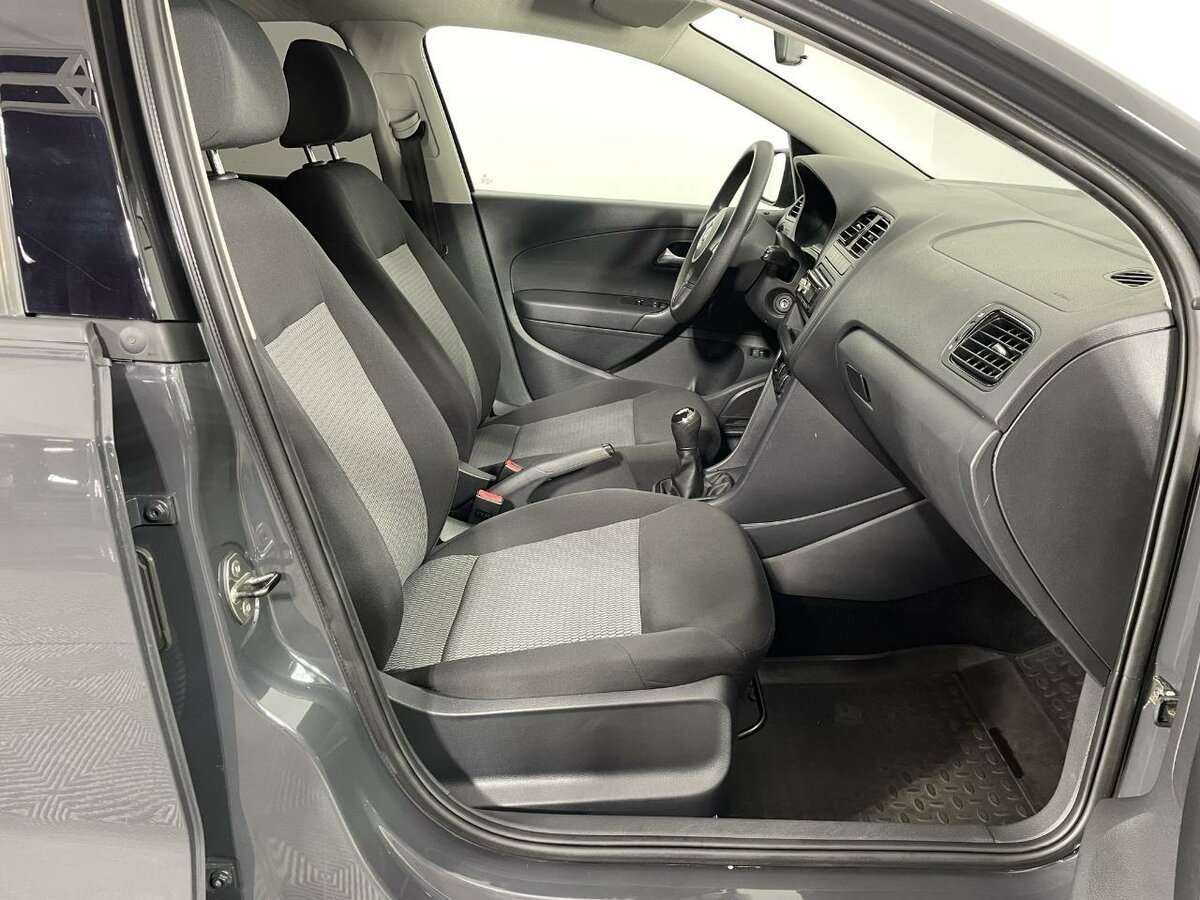 Volkswagen Polo, 2013 Фото №14