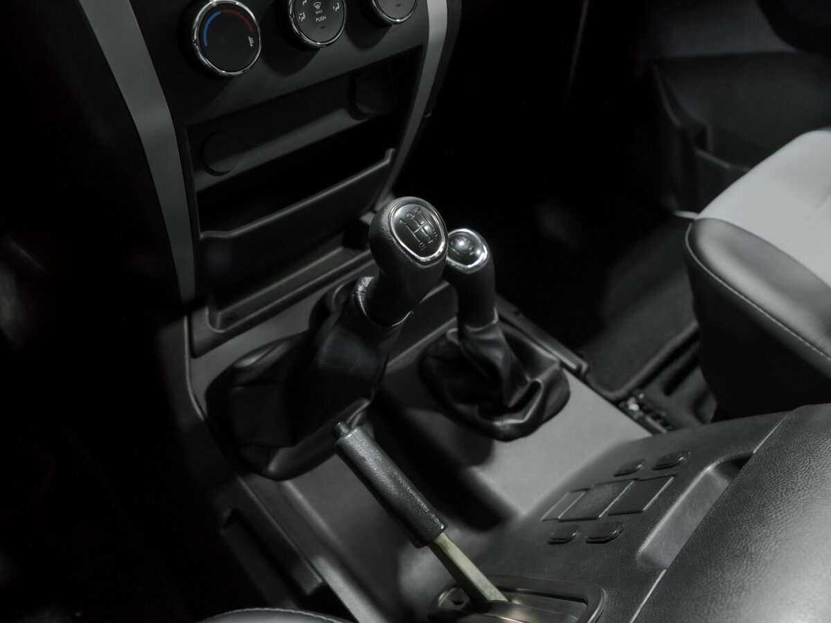 УАЗ Patriot, 2017 Фото №10