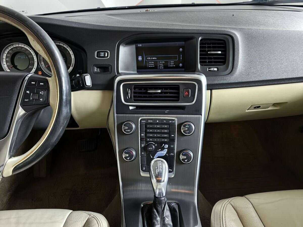 Volvo S60, 2013 Фото №11