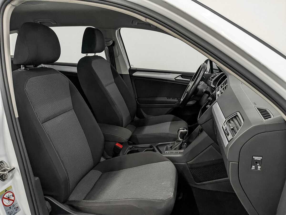 Volkswagen Tiguan, 2021 Фото №22