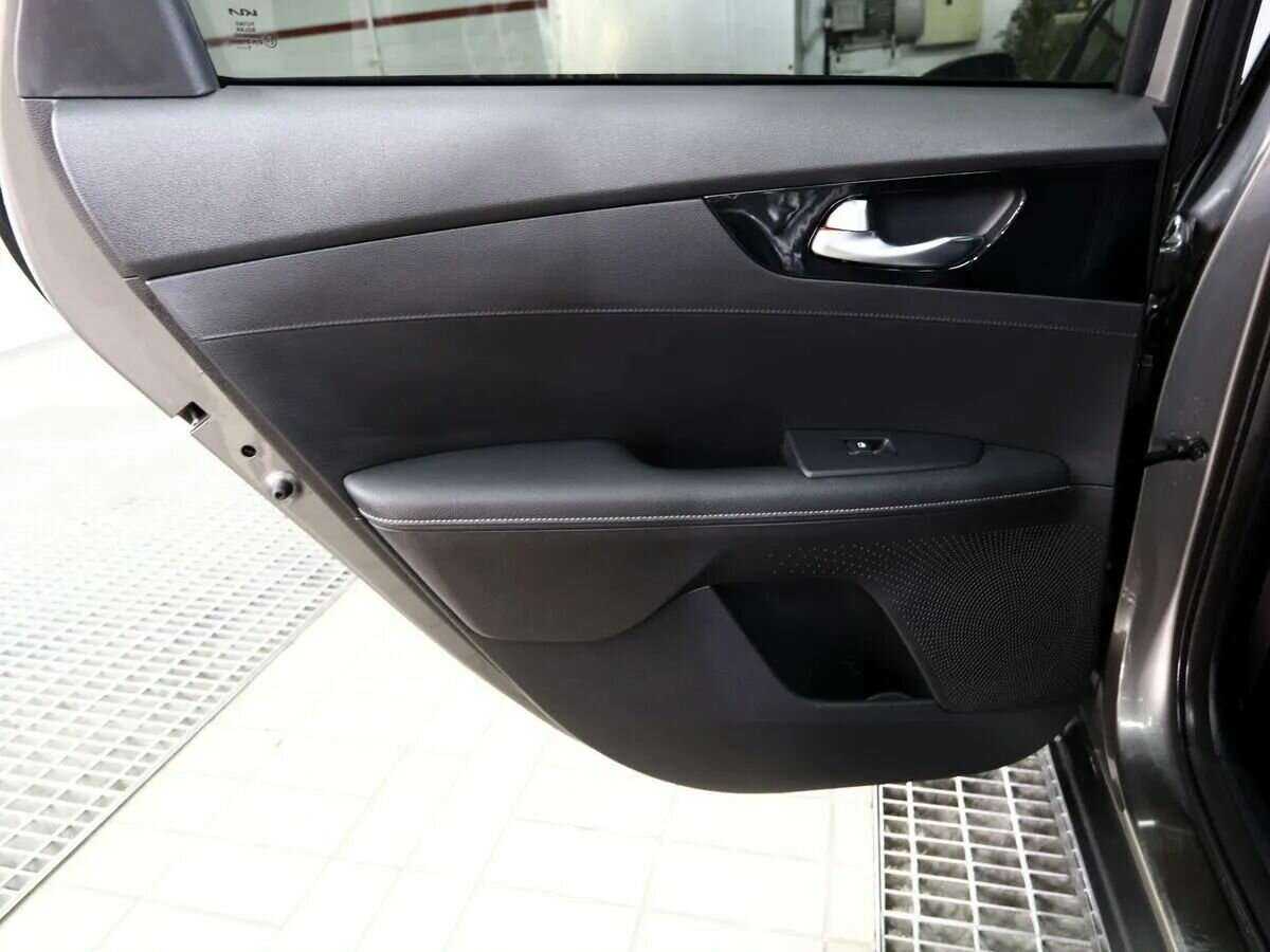 Kia Cerato, 2021 Фото №9