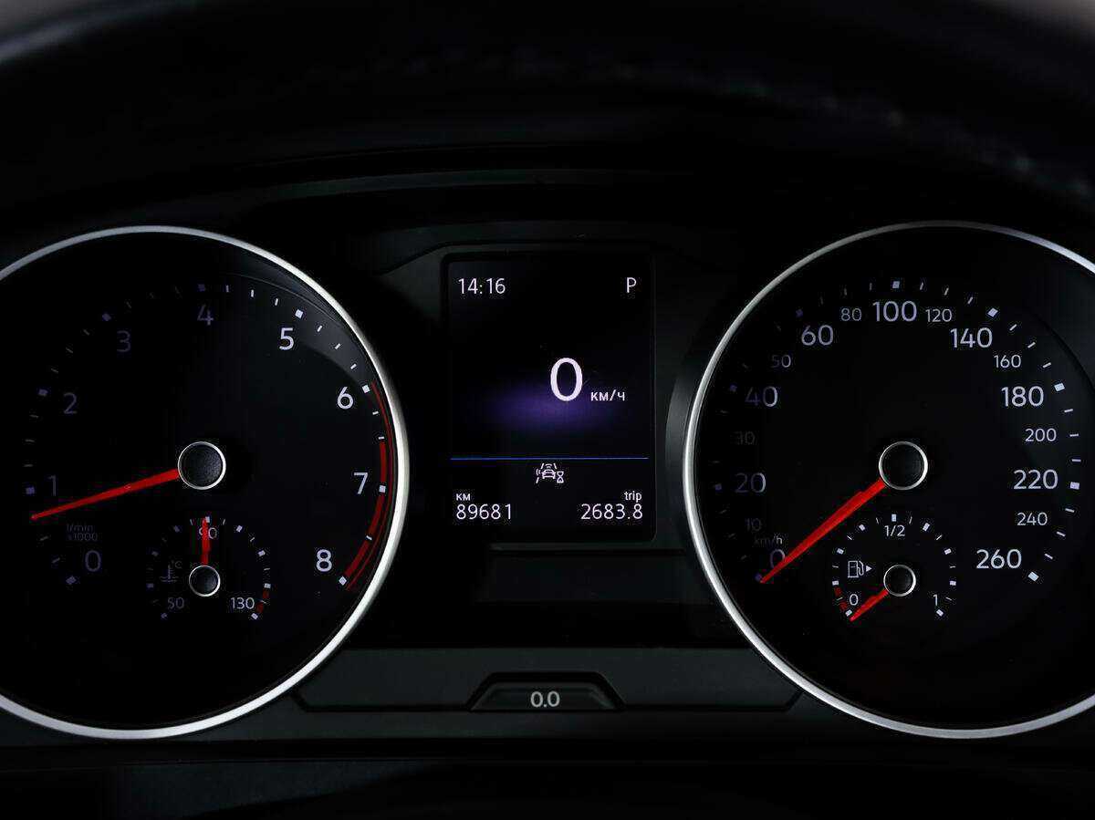 Volkswagen Tiguan L, 2020 Фото №19