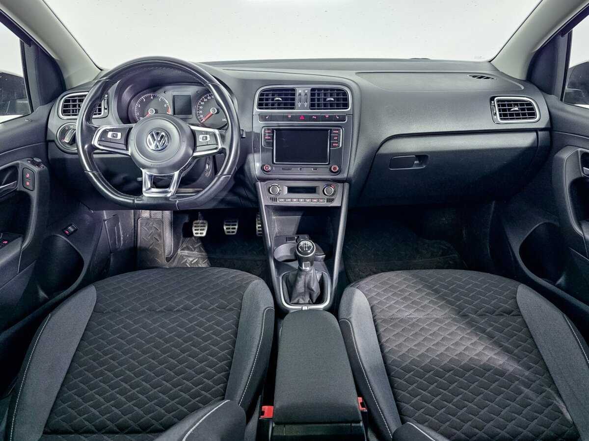 Volkswagen Polo, 2018 Фото №11